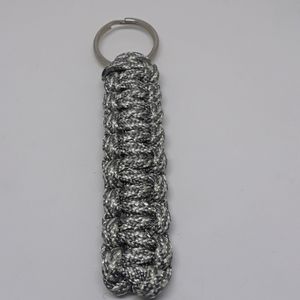 paracord keychain